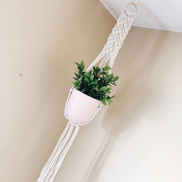Macrame Plant Hanger by WESTCOAST MACRAME - Picture 3 of 3